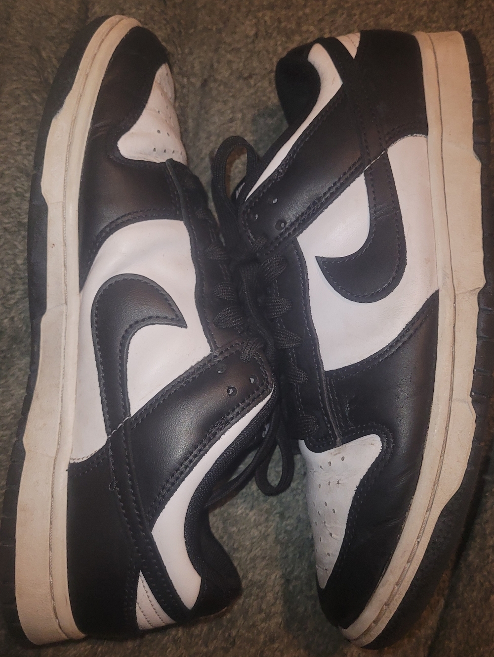 Nike Black and White Low-Top Panda Dunks
